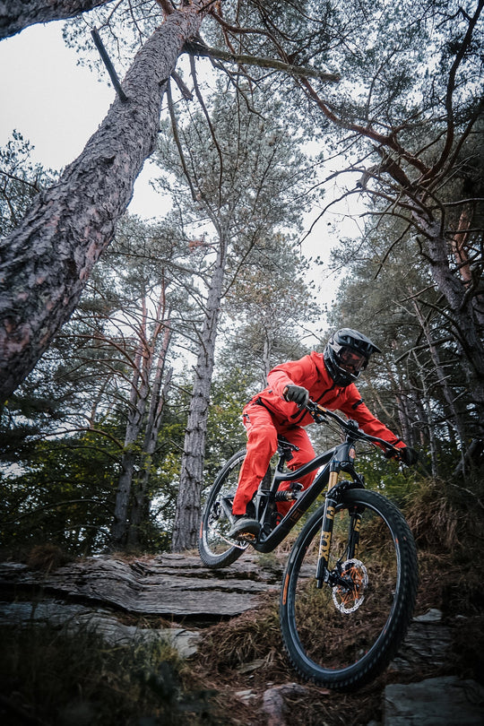 dirtsuit