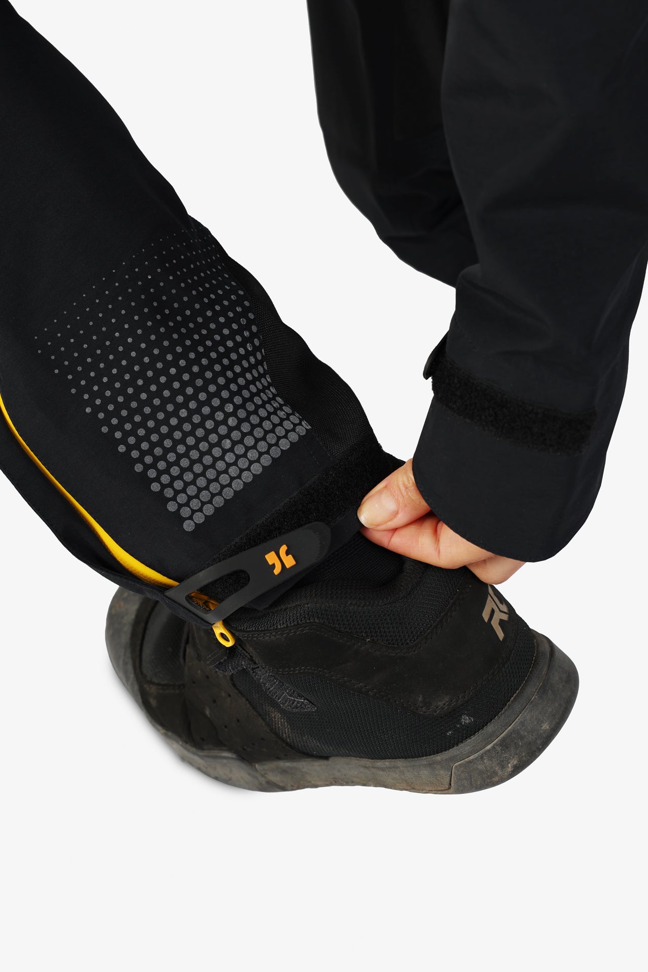 dirtlej dirtsuit core edition ladies v4