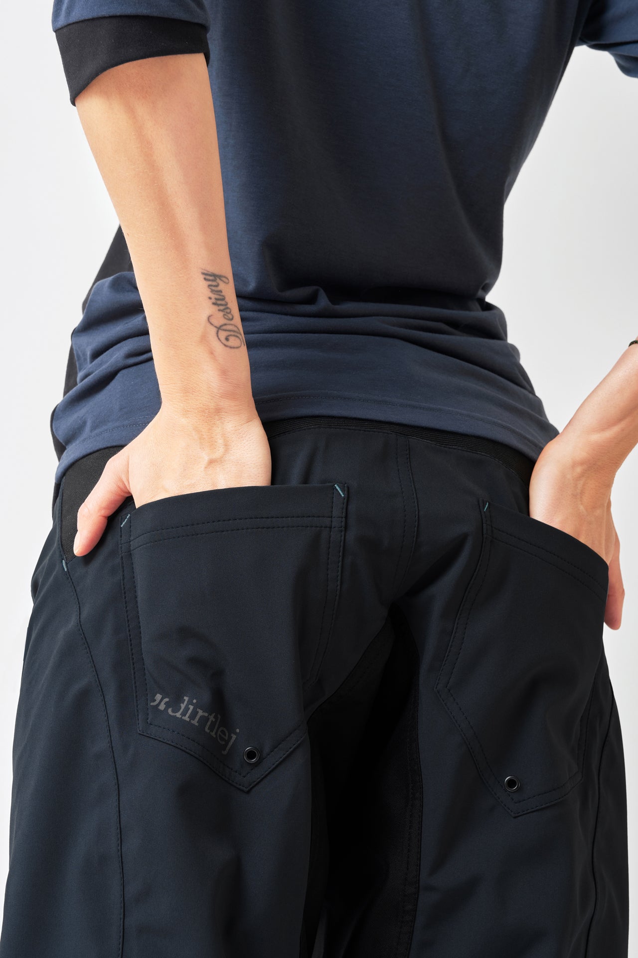 dirtlej trailscout MTB shorts ladies 