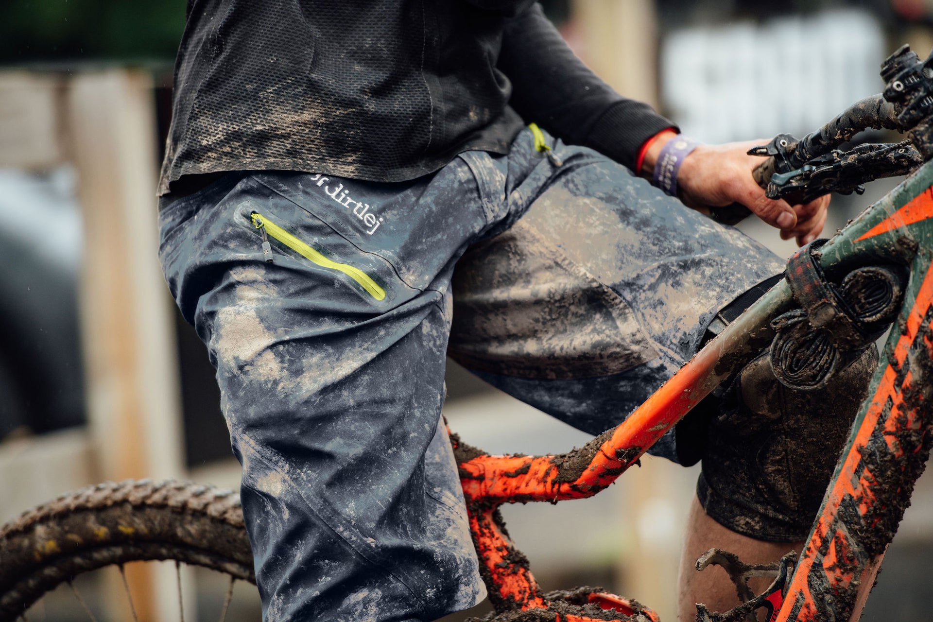 dirtlej trailscout waterproof shorts men