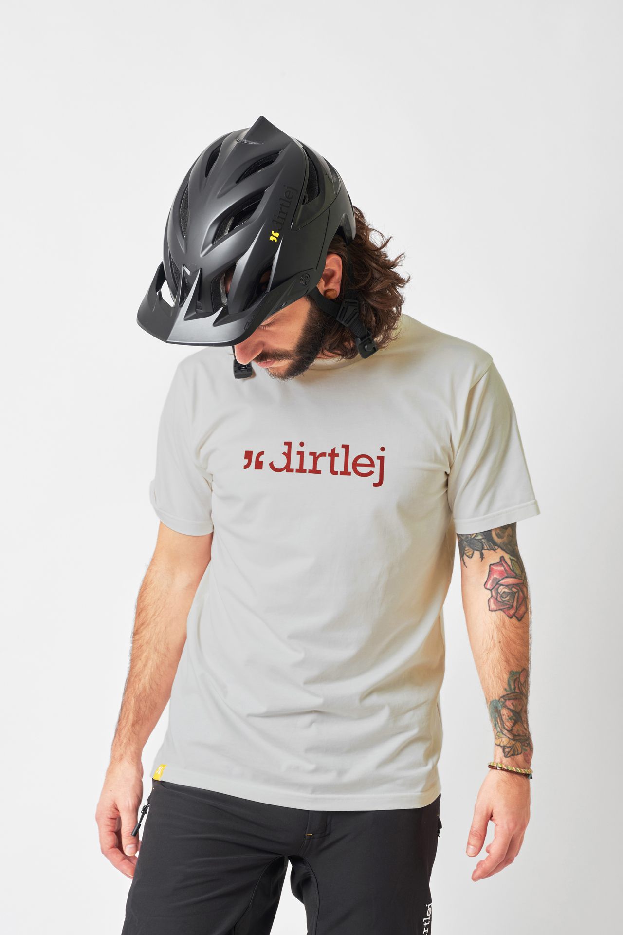 dirtlej t-shirt